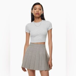 ARITZIA SUNDAY BEST Beige Pleated Mini Tennis Olive Skirt